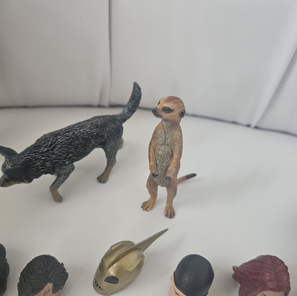 Harley Quinn Collectible Action figure - Picture 7 of 14